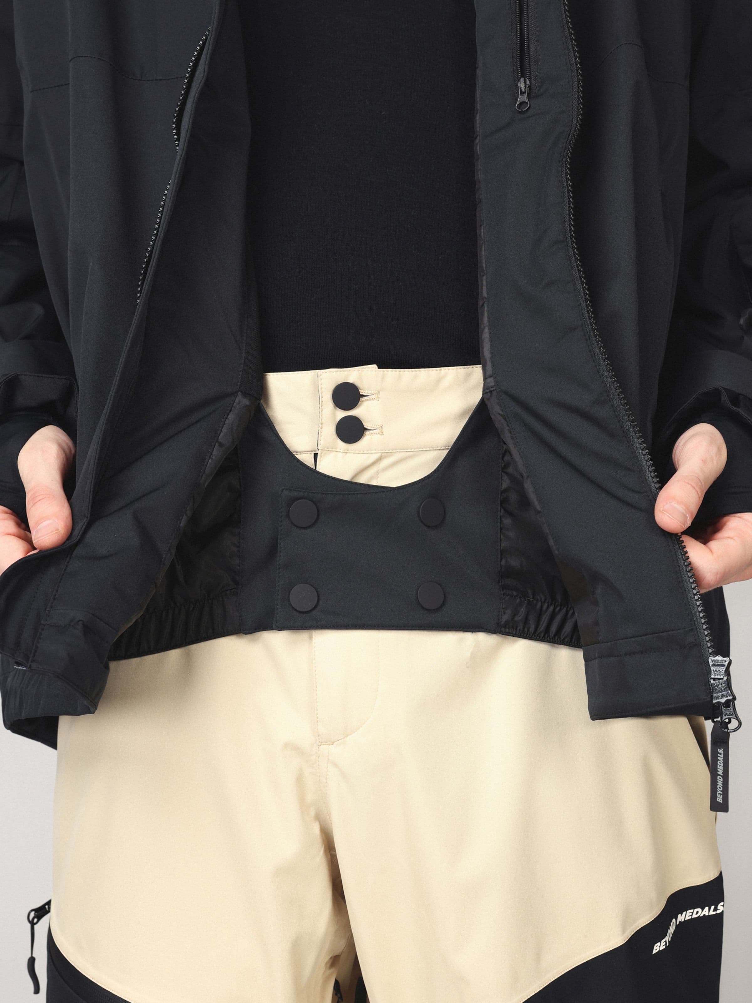 Winter sports jacket, Full Zip Jkt in green worn by model, Beyond Medals, 2024