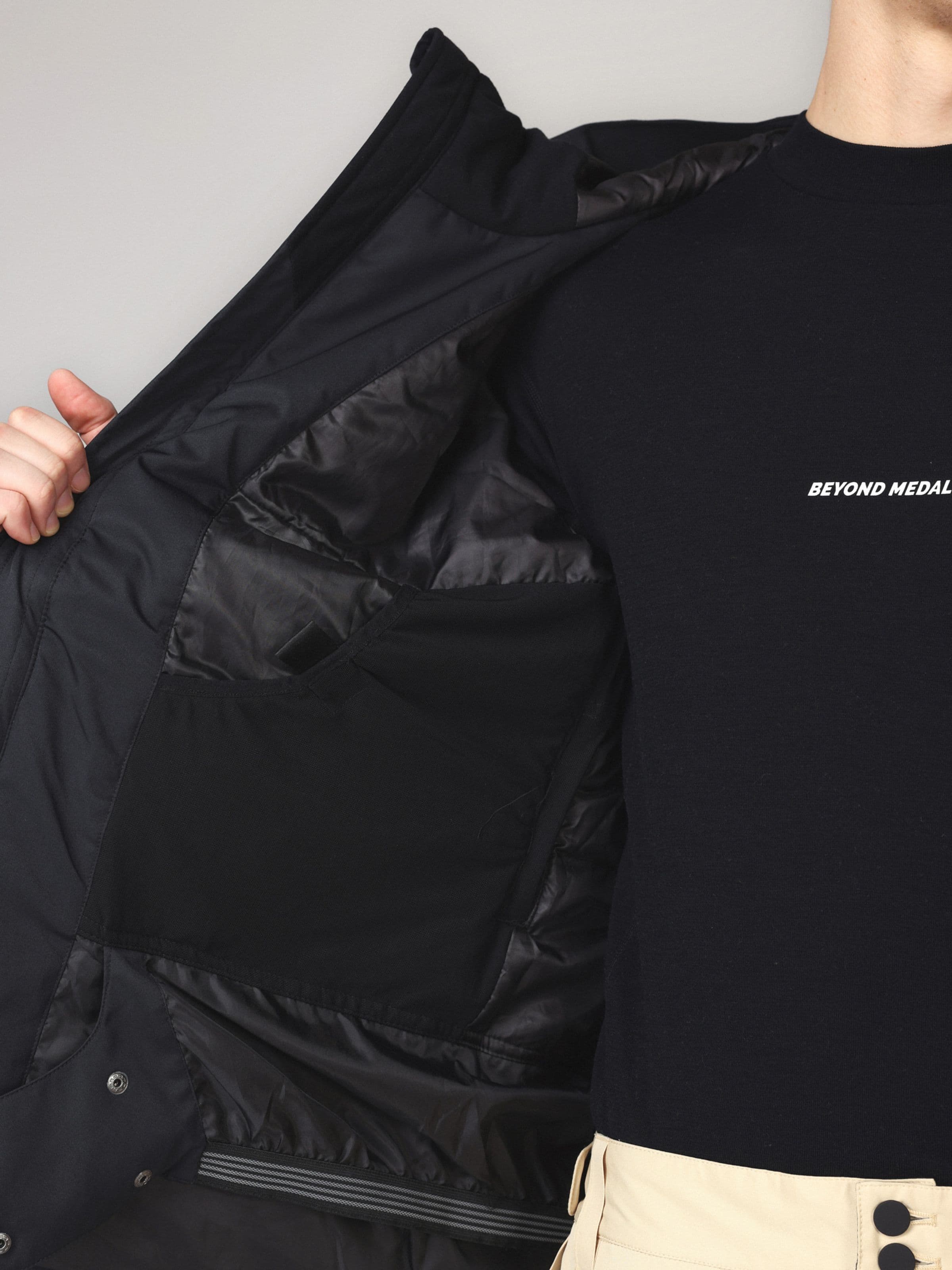 Winter sports jacket, Full Zip Jkt in green worn by model, Beyond Medals, 2024