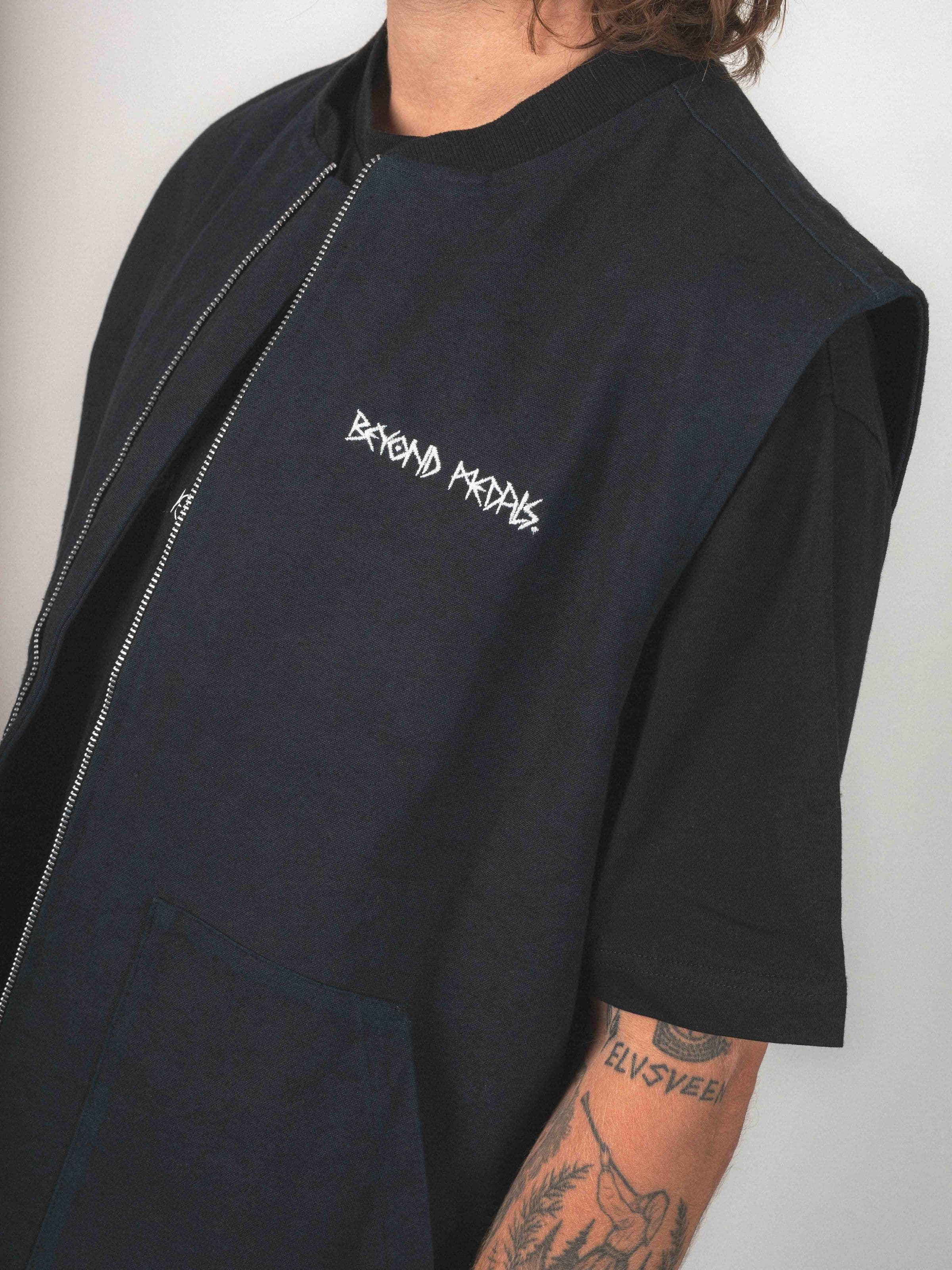 Lightweight jacket, Baekkel Canvas Vest in black worn by KEVIN BÆKKEL, Beyond Medals, 2024