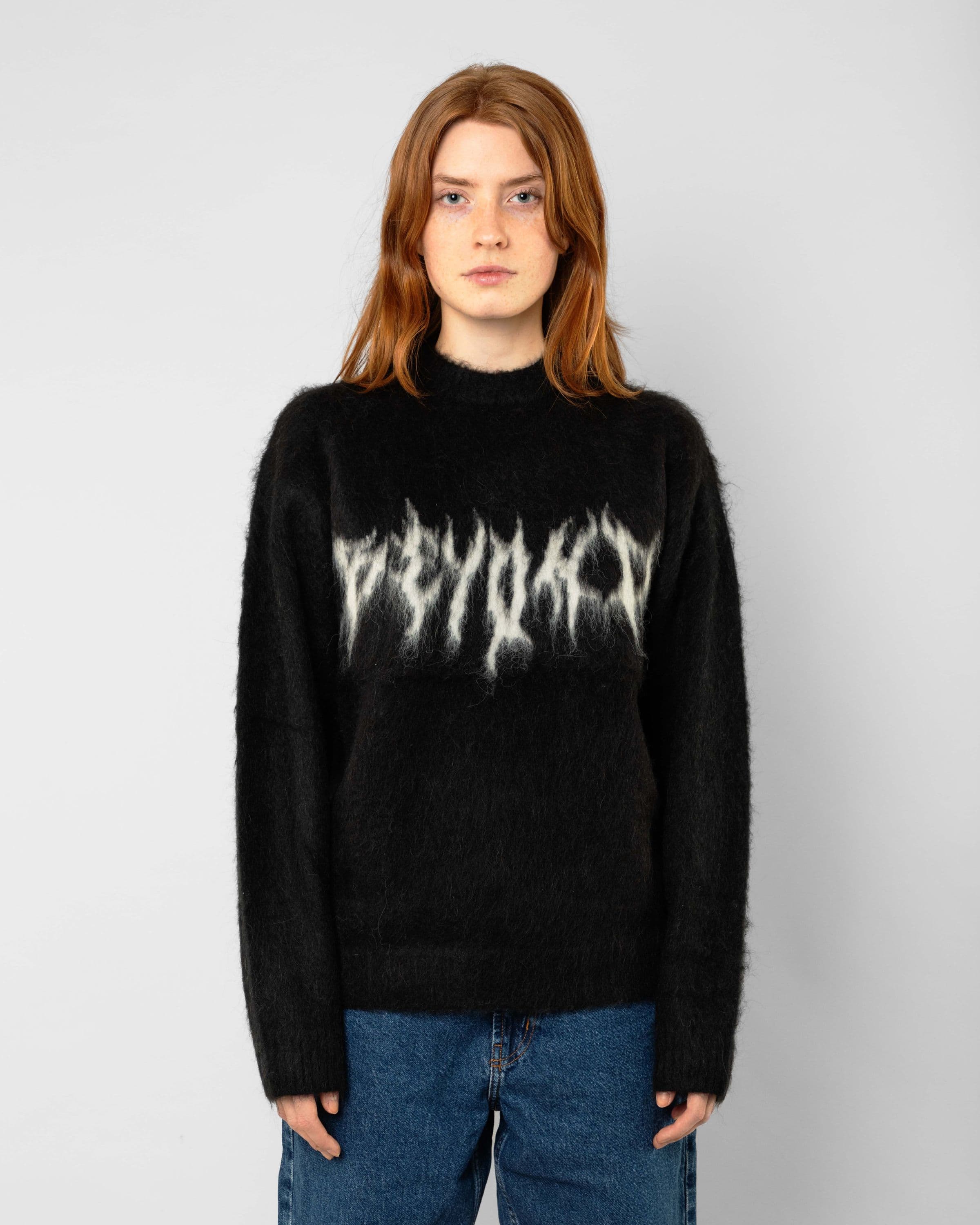 Soft sweatshirt, Fluffy Sweater in black worn by KEVIN BÆKKEL, Beyond Medals, 2024.