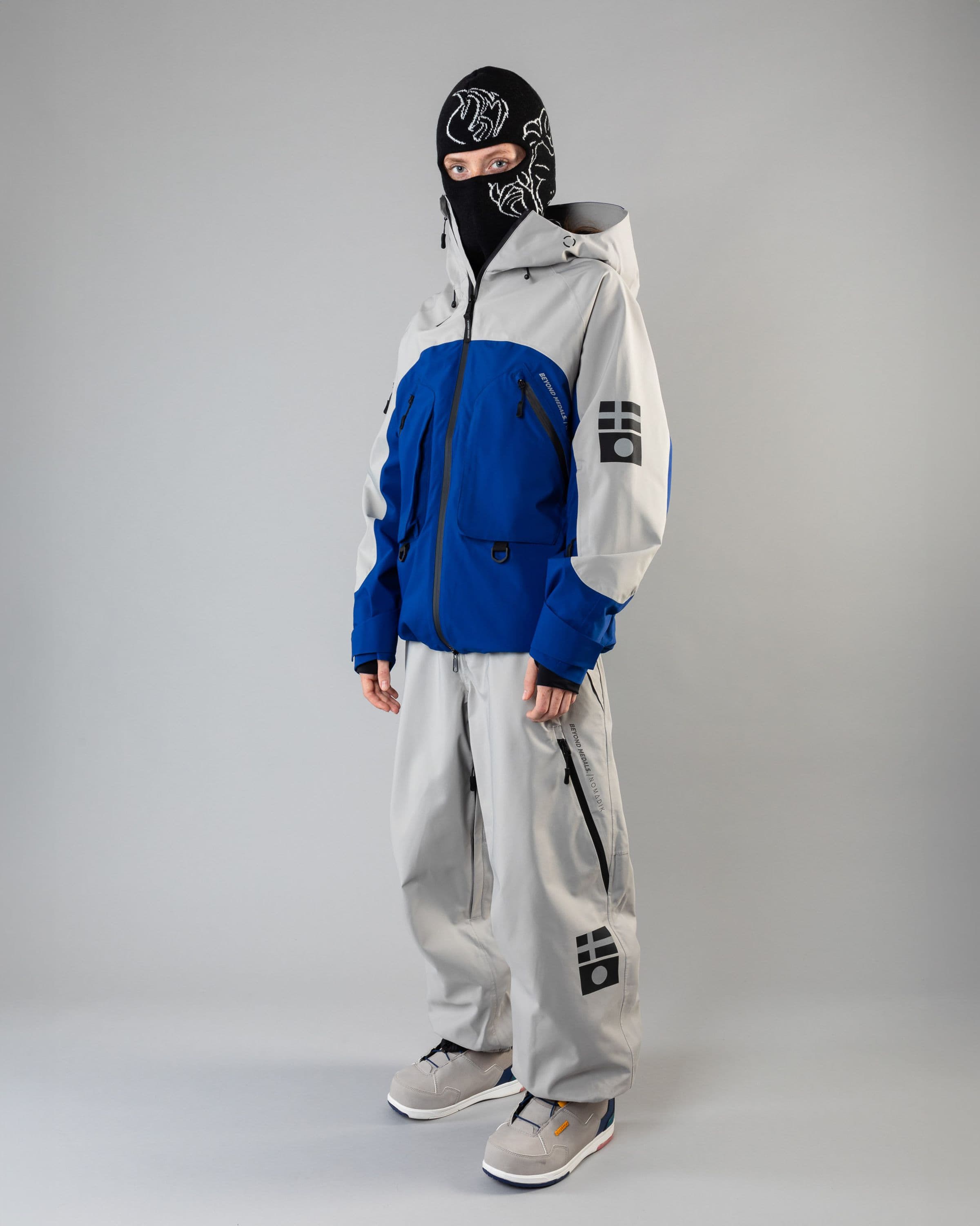 Outerwear clothing, beyond medals x nomadik jacket 3l in blue worn by KEVIN BÄCKSTRÖM, Beyond Medals, 2024, full front 2