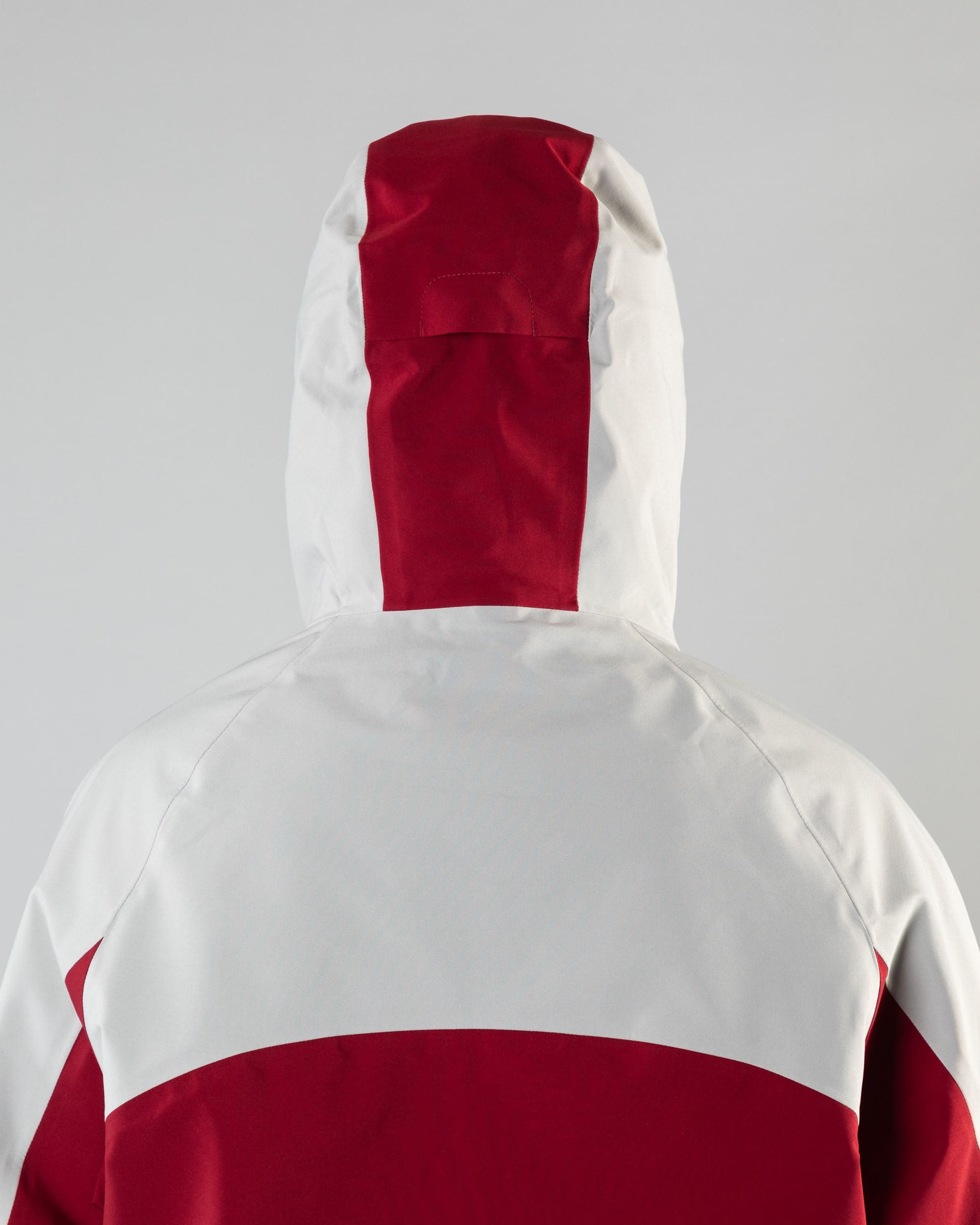 Outerwear clothing, beyond medals x nomadik jacket 3l in red worn by TOR LUNDSTRÖM, Beyond Medals, 2024, detail3