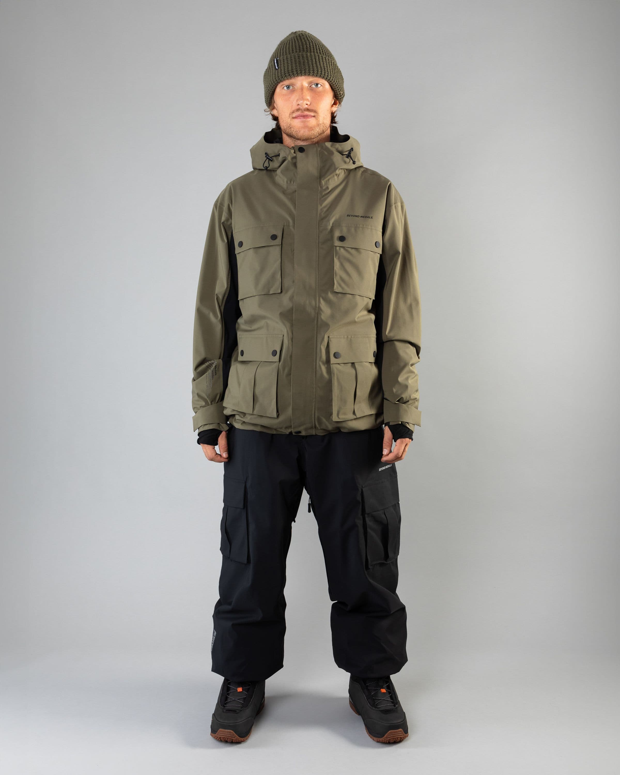 Outerwear clothing, cargo jacket 2l in green worn by LUDVIG BILLTOFT, Beyond Medals, 2024, full front