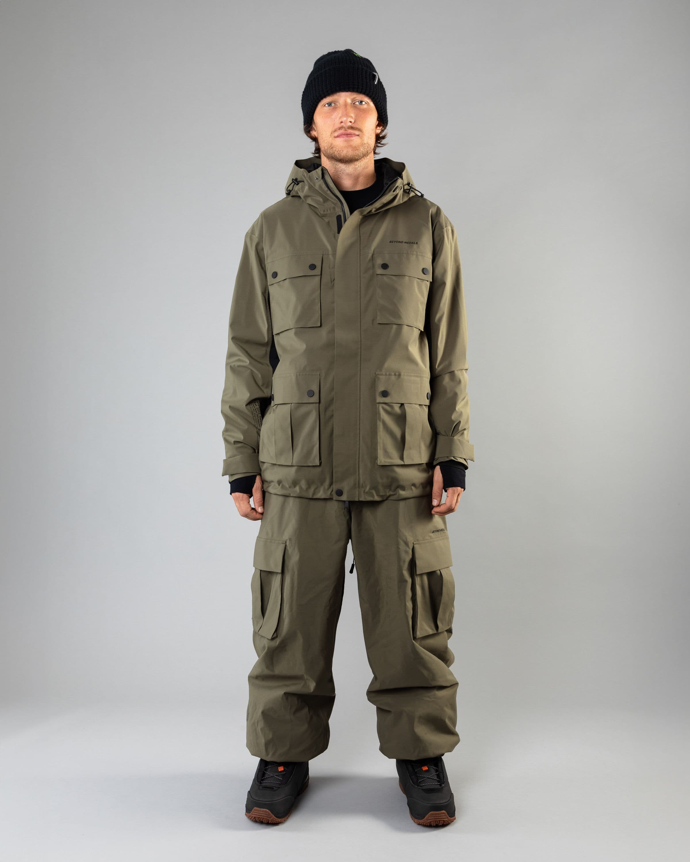 Outerwear clothing, cargo jacket 2l in green worn by LUDVIG BILLTOFT, Beyond Medals, 2024, full front 1