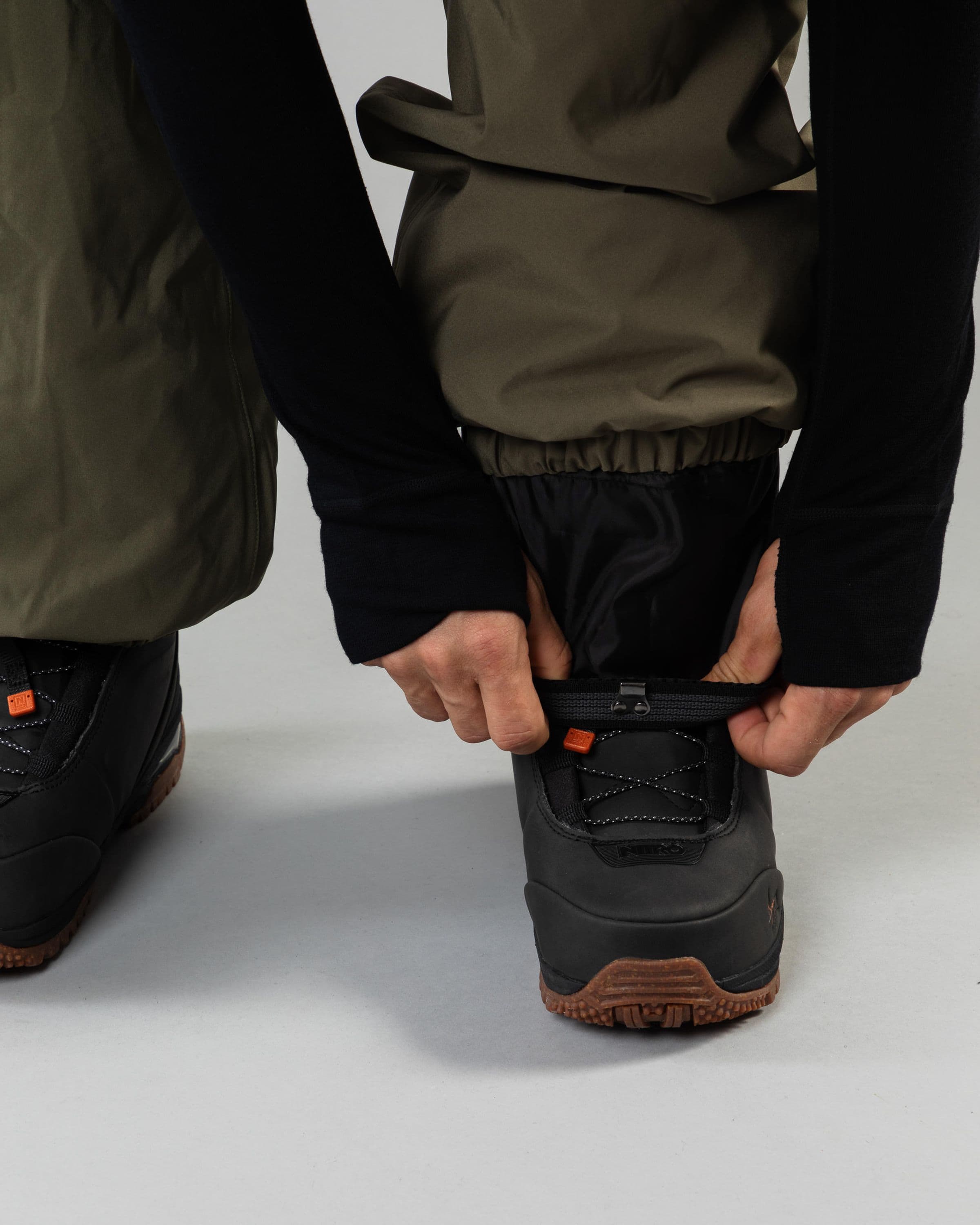 Outerwear clothing, cargo pants in green worn by LUDVIG BILLTOFT, Beyond Medals, 2024, detail3