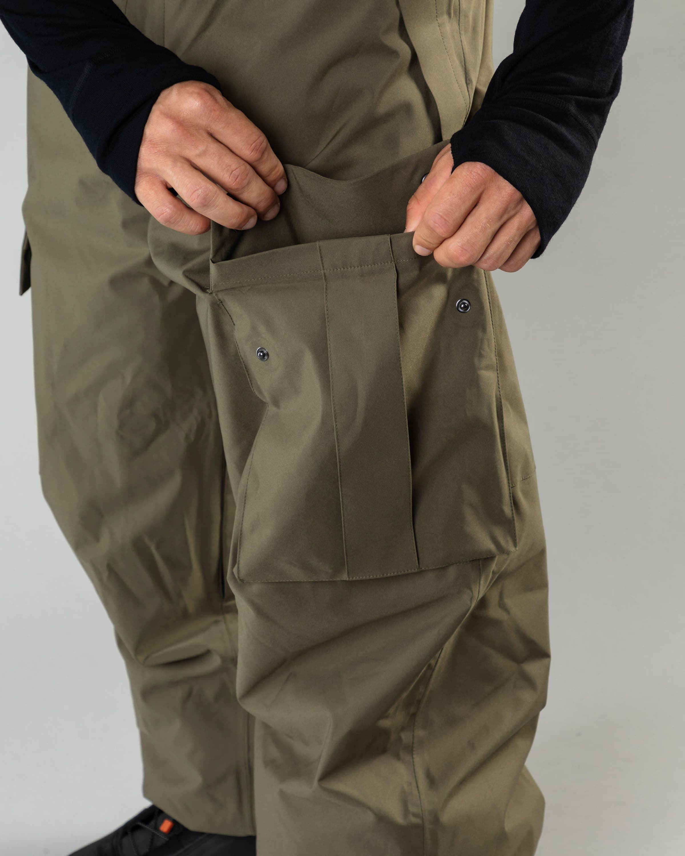 Outerwear clothing, cargo pants in green worn by LUDVIG BILLTOFT, Beyond Medals, 2024, detail5