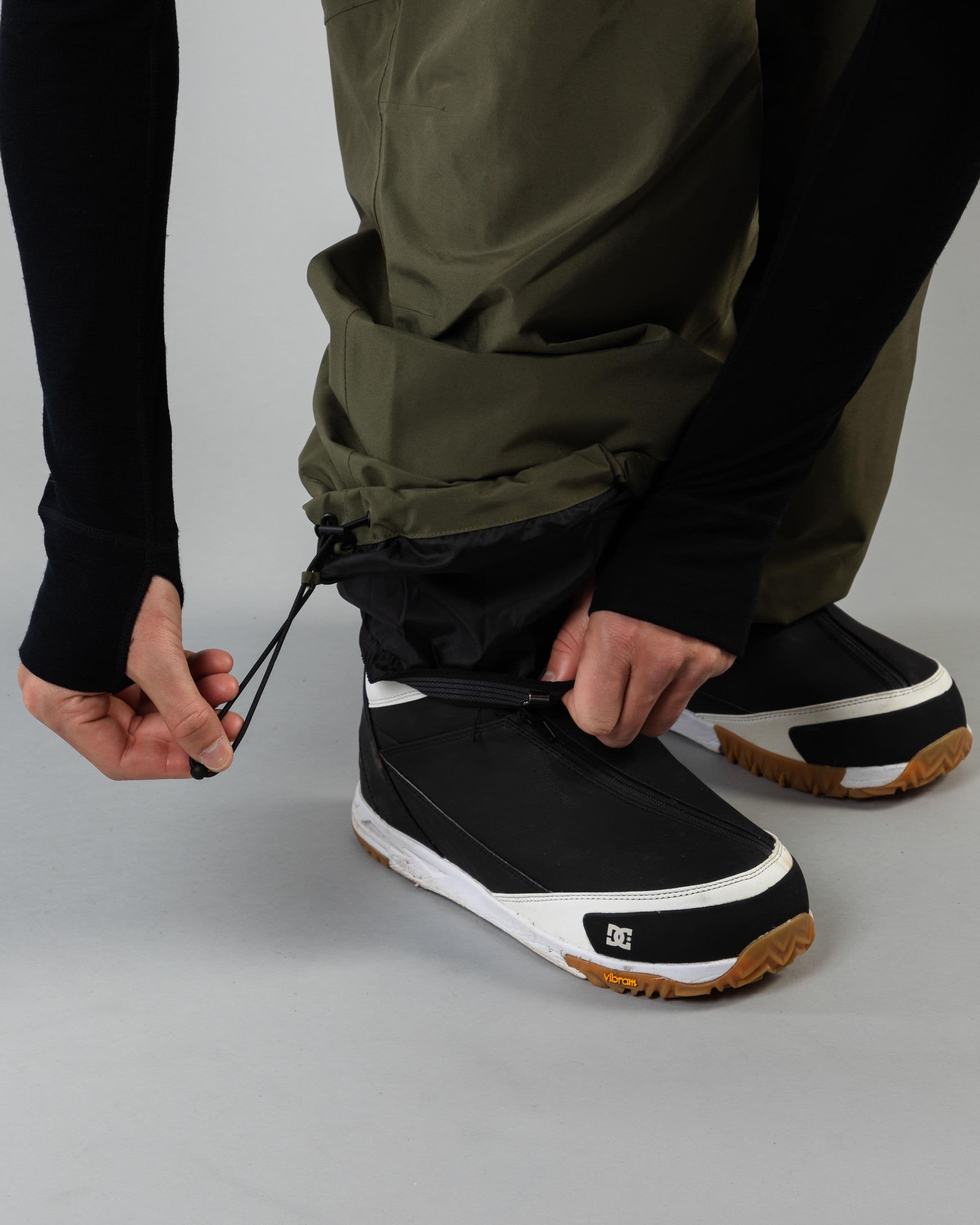 Outerwear clothing, park pants in green worn by SEBBE DE BUCK, Beyond Medals, 2024, detail1