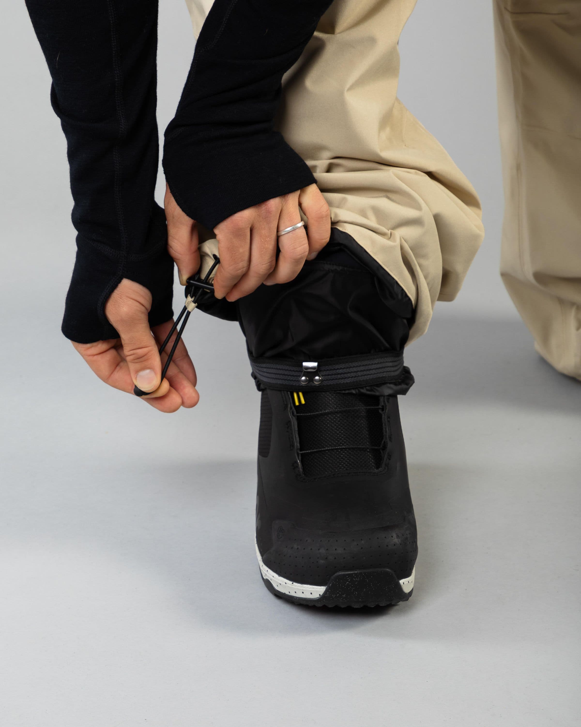 Outerwear clothing, park pants in beige worn by TOR LUNDSTRÖM, Beyond Medals, 2024, detail1