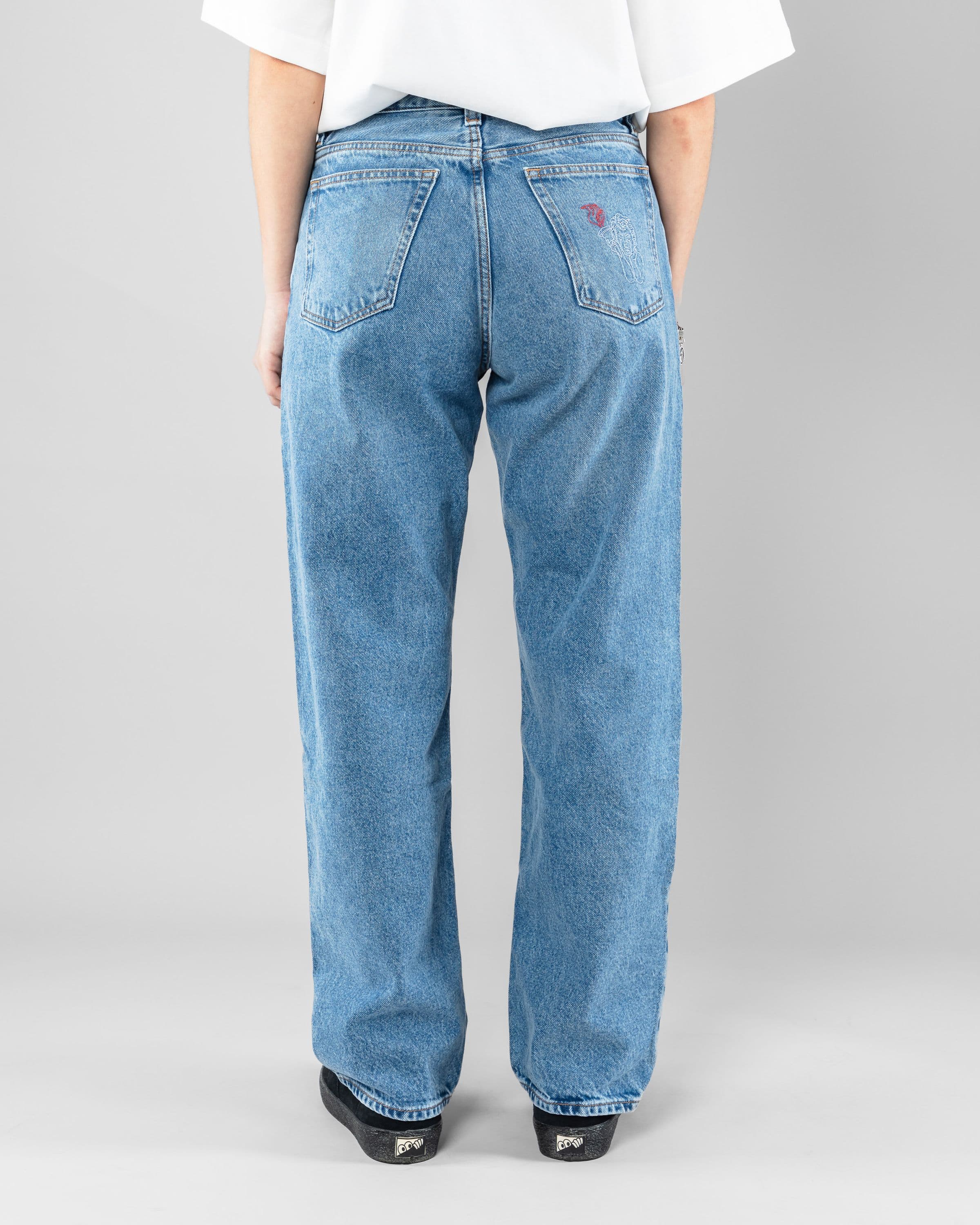 Loose Jeans Beyond Medals Snowboard & Streetwear Model image back