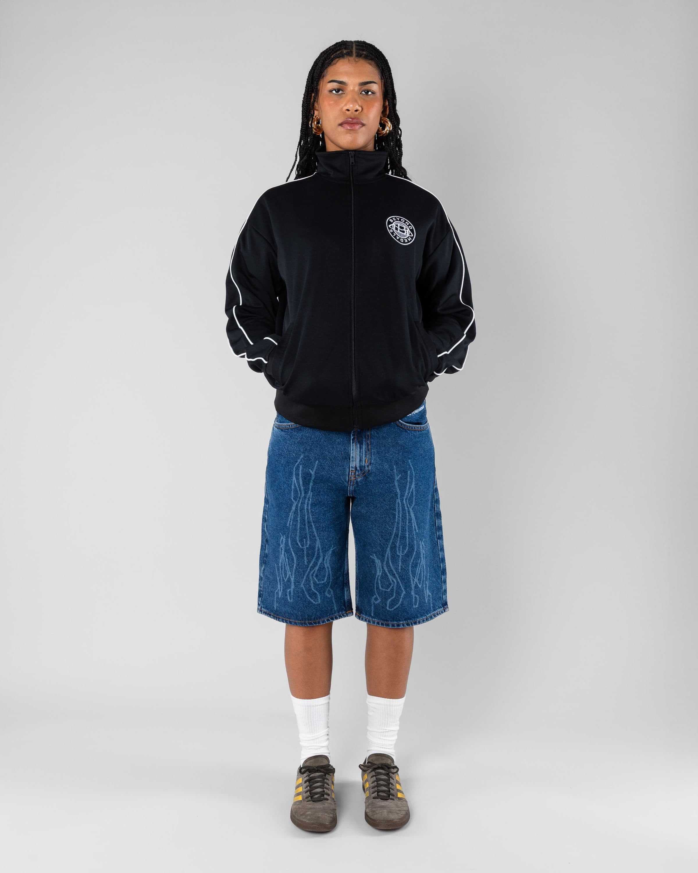 Jeans Shorts Beyond Medals Snowboard & Streetwear Model image front with Mimi as model