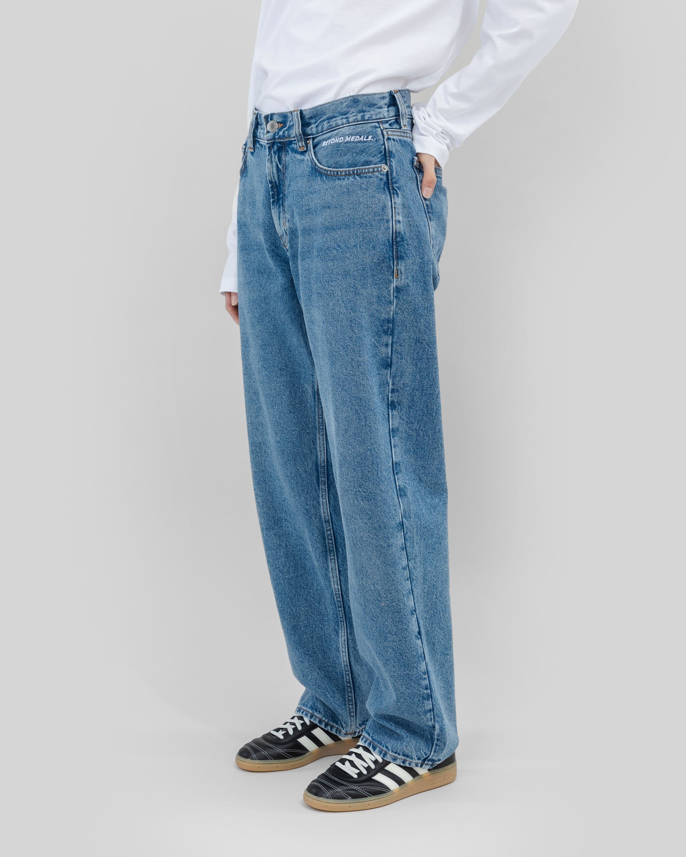 Loose Jeans